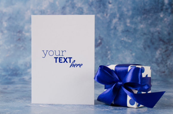 Blue Greeting Card Mockup Blue Gift – A Practical Tool for Creative Branding and Social Media Presentation